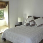 Main bedroom w/terrace